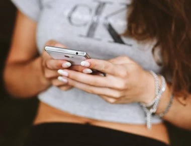 Αυτό είναι το κόστος της κινητής τηλεφωνίας σε Ελλάδα και Ευρώπη